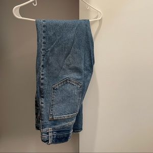 Abercrombie high rise mom jeans. size 29/8